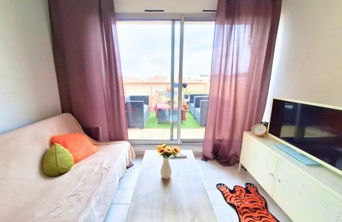 Cadereau Apartment | Studio Nîmes Close to Arenas and Historic Center