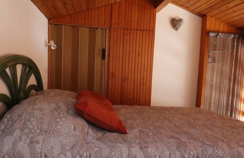 Goise-Champommier-Champclairot Apartment | Studio Niort, studio flat, 5 persons