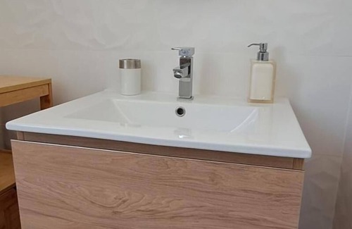 Cholet Apartment | Studio Notre Dame 2 heart of the city Wifi Netflix