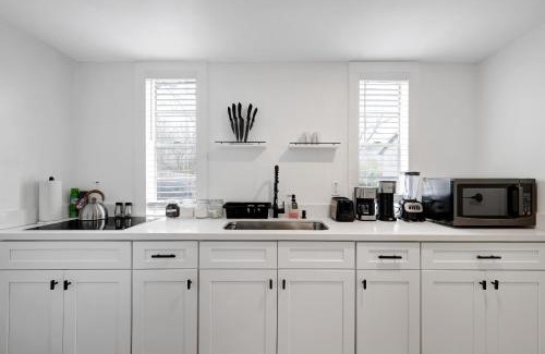 Tobin Hill Apartment | Studio Nr Dt River Walk Alamo Games Bbq Yard