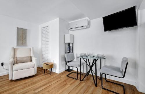 Tobin Hill Apartment | Studio Nr Dt River Walk Alamo Games Bbq Yard