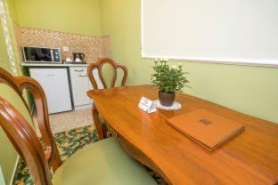 Militari Apartment | Studio One Accommodation Suites