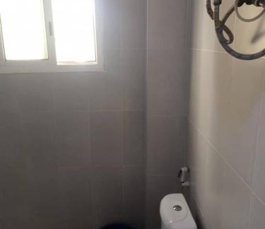 Yof Apartment | Studio Ouest Foire