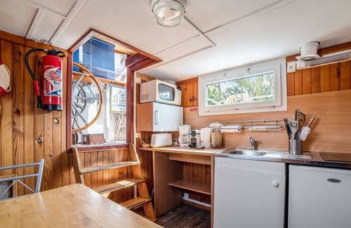 2nd Arrondissement Apartment | Studio Péniche, La Timonerie, Côté Lyon Perrache