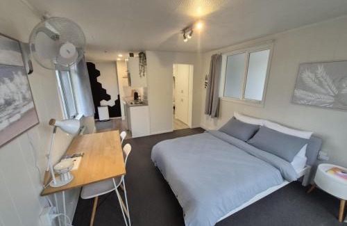 Whangarei Apartment | Studio Parahaki