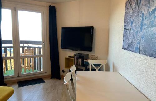Les Orres Apartment | Studio pieds des pistes les orres 1650