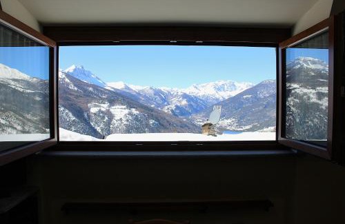 Sauze d'Oulx Apartment | Studio Placide Mountain View - Happy Rentals