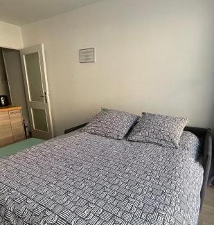 Quartier Hyper-Centre Apartment | Studio plein centre, calme, parking inclus, piscine et gardien