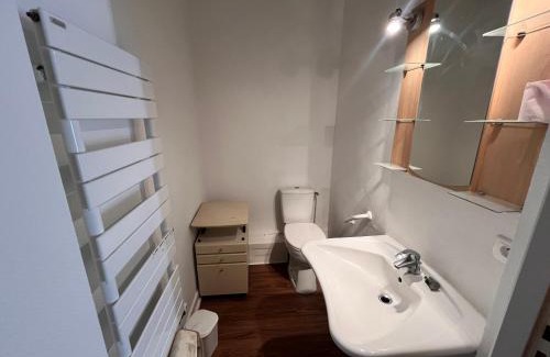 Sablon - Trudaine Apartment | Studio PMR proche du centre