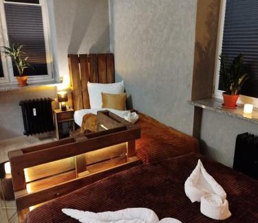 Zgierz Apartment | Studio Pocztówka