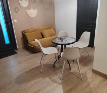 Saint-Aignan-Grandlieu House | Studio proche Aéroport de Nantes