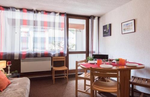 Saint-Lary-Soulan Apartment | Studio pratique pour 4 pers, parking privé, proche centre, téléphérique et navette gratuite - FR-1-296-140