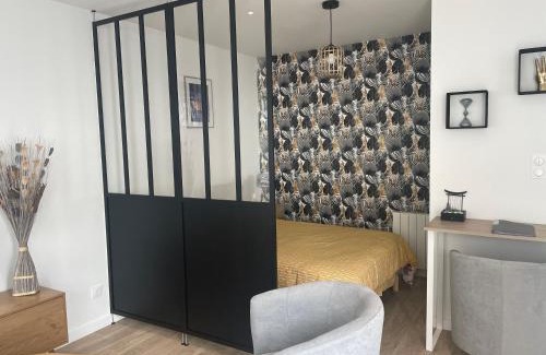 Saint-Nazaire Apartment | Studio récent, entièrement équipé, proche Chantiers et Airbus