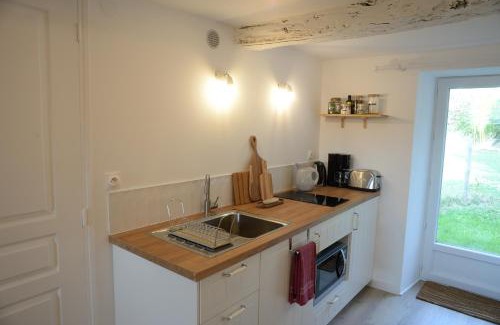 Orgeres House | Studio rénové calme avec extérieur proche Rennes
