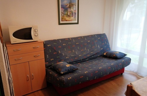 Lamalou-les-Bains Apartment | Studio RDC for curists or holidaymakers with parking and wifi in Lamalou les Bains