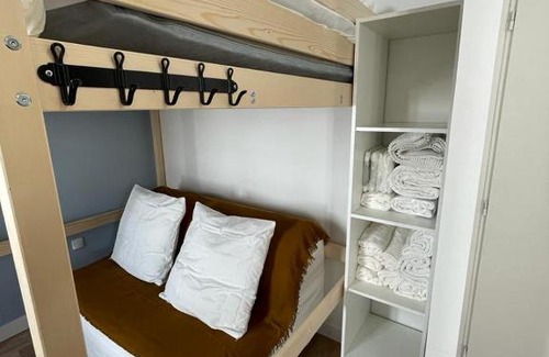 Blaye Apartment | Studio refait à neuf avec cuisine équipée R2