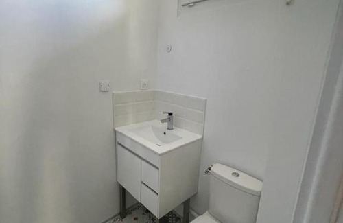 Blaye Apartment | Studio refait à neuf avec cuisine équipée R2