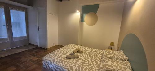 Saint-Vaury Apartment | Studio Rosanos vue sur lac