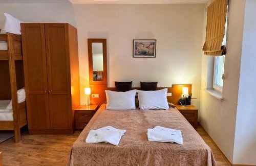 Borovets Apartment | Studio Royal Plaza sleeps 4 Prime location, distance to ski lift - 50M