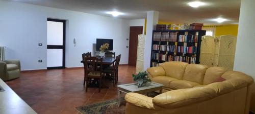 Orosei Apartment | Studio Seminterrato Villa Armonia IUN:P2030