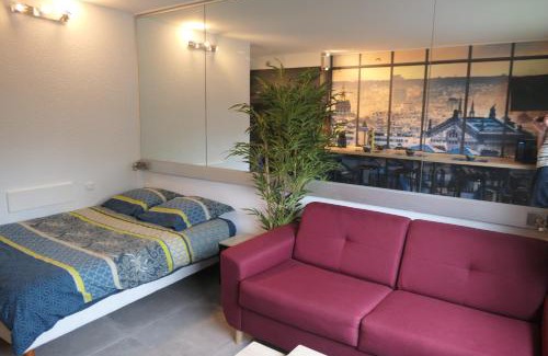 Carquefou Apartment | Studio Style industriel