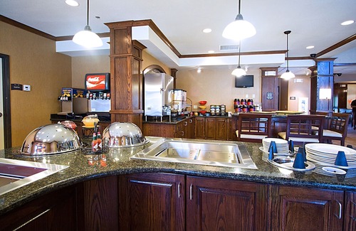 West Valley City Apartment | Studio Suite | Free Breakfast + Pool, Hot Tub
