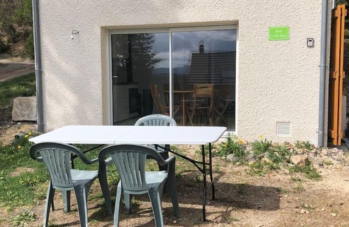 Le Chambon-sur-Lignon Apartment | STUDIO SYMPA et AU CALME