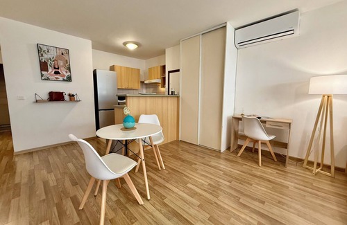 Papeete Apartment | Studio Tehetu City - heart of Papeete - WiFi/A/C/park - 3 people