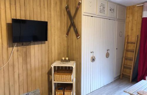 Laveissiere Apartment | studio tout confort au pied des pistes du lioran