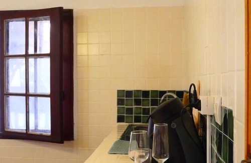 Libreville Apartment | Studio Tropical Jungle-Vue sur Mer/Pied dans l'eau