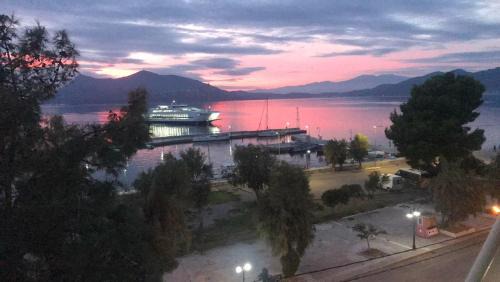 Loutra Edipsou Hotel | Studio Tsirigotis Sea view