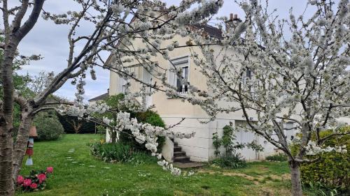 Tours House | Studio Volta Garden proche du tram