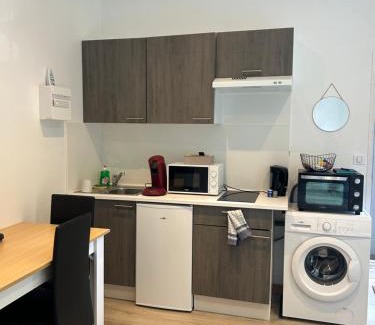 Vieux Vichy Apartment | Studio vu parc des Célestins