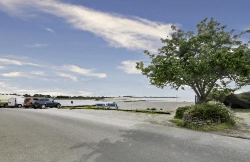 Plobannalec-Lesconil Apartment | Studio vue mer 15m de la plage