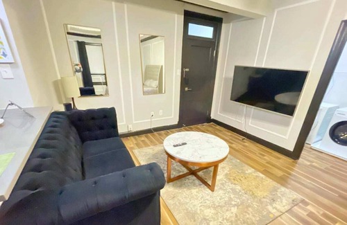 Shaw Apartment | Studio W&D+Parking | Mins to STL Zoo, Forest Park