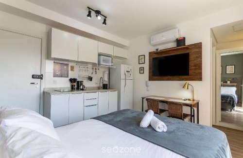 Brooklin Paulista Apartment | Studio w/pool near Morumbi Shopping Mall JBN0043