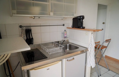 Coudray Apartment | Studio with balcony and view of Nantes