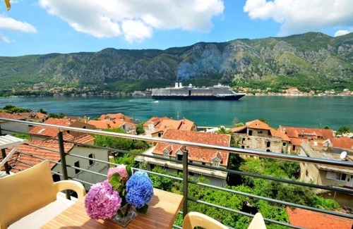Kotor Apartment | Studio with Balcony for 3 people