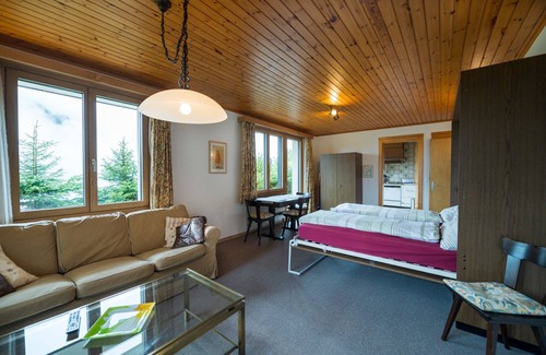 St. Niklaus House | Studio with fantastic mountain views