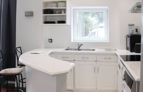 Bois-Colombes Apartment | Studio with terrace 15 min by subway from Paris