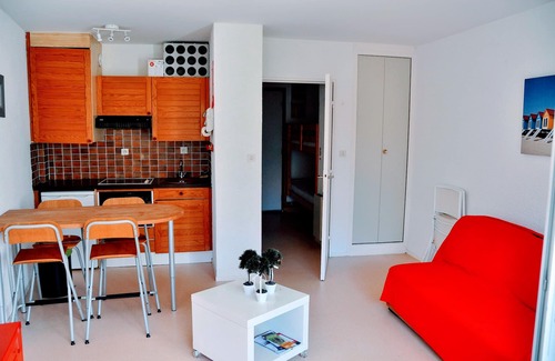 Hardelot-Plage Apartment | Studio with alcove, south orientation with superb view of the golf course