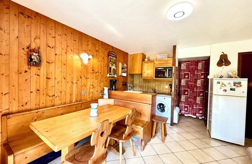 Combloux Apartment | Studio with Mont Blanc view, ideal for 4 people