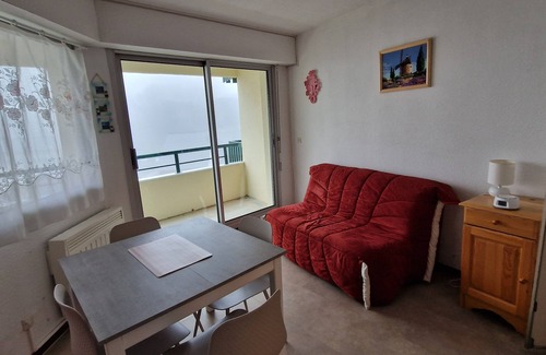 Eaux-Bonnes Apartment | Studio with mountain view (at Gourette ski resort)