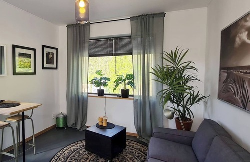 Municipality of Noordwijk Apartment | Studio with parking.