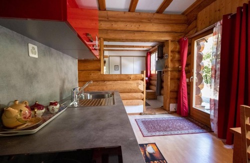 Chalais Apartment | Studio with terrace (7 minutes from Vercorin)