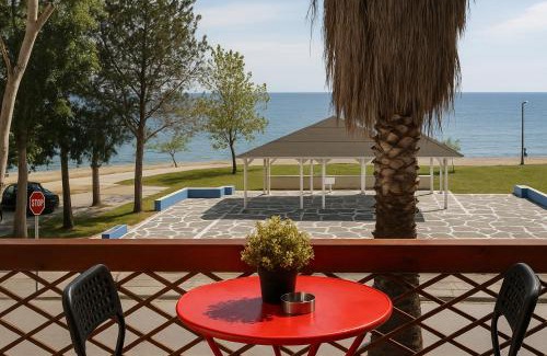 Nea Playia House | StudioAretiCom Studio to rent in FRONT the lovely SEA fully equipped plagiastudioseu