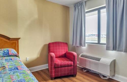 Emporia Hotel | Studios and Suites 4 Less Emporia