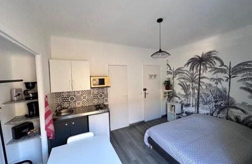 La Madeleine Apartment | Studios climatisés proche mer