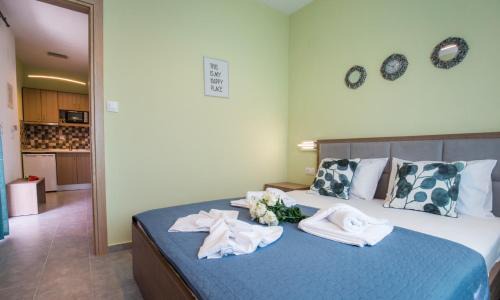 Potos Apartment | Studios Koula 2 - KORINA