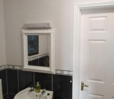 Carrick-on-Shannon Apartment | Stunning 1-Bed Apartment in Carrick-On-Shannon